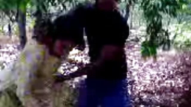 Migas no tiene prisa por quitarse la ropa, porque es muy agradable desvestirse lentamente, videos de viejos con jovenes gratis sintiendo cada vez más excitación con cada célula de su delicado cuerpo.