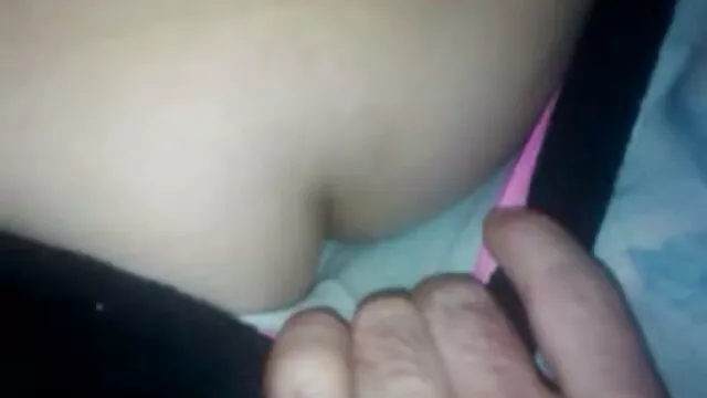 Las perras viejas abuelas xxx no pueden resistirse a este chico