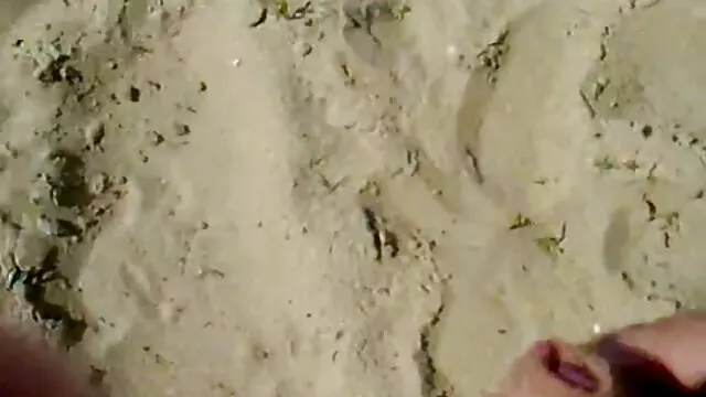 Una hermosa secretaria salió videos pornos viejitos con jovencitas con un cliente a la naturaleza y se la folló sobre el capó
