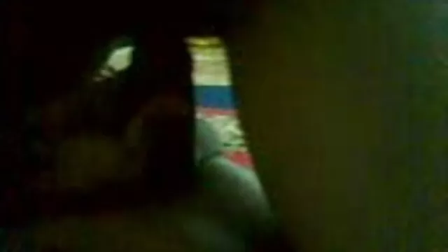 Un maduro calvo se folla ancianas porn tube a una bella sexy y se corre sobre ella
