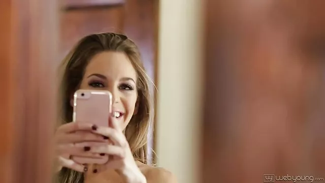 Sweet Uma adora ancianas cojiendo anal hacer masajes eróticos con continuación