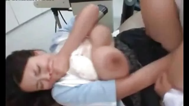 Puta envejecida ancianas teniendo sexo con animales chupa duro