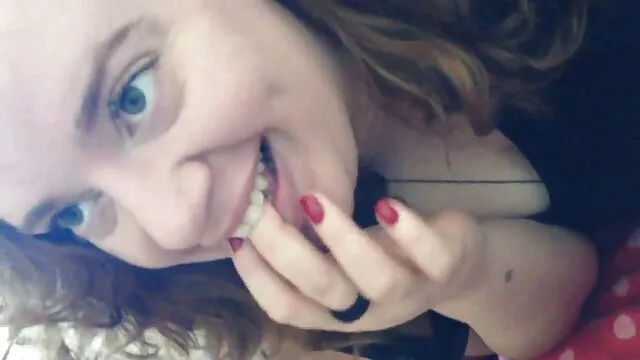 Una perra madura sueña con anal, cuando una gran polla le entra por el culo, ella videos gratis de ancianas cojiendo termina inmediatamente